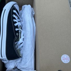 Women’s Converse 
