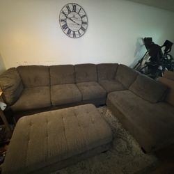 Free Couch 
