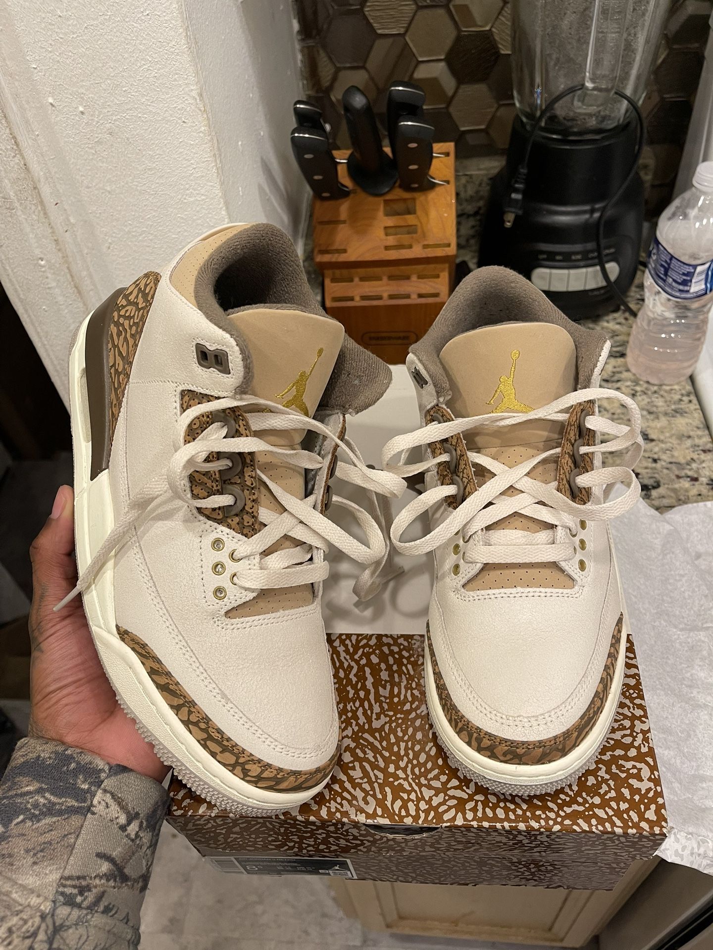 Air Jordan 3 “Palomino” Size 8.5