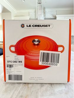 NEW- Le Creuset Signature Round Wide Dutch Oven 6.75 Qt Cerise Red – Made in France