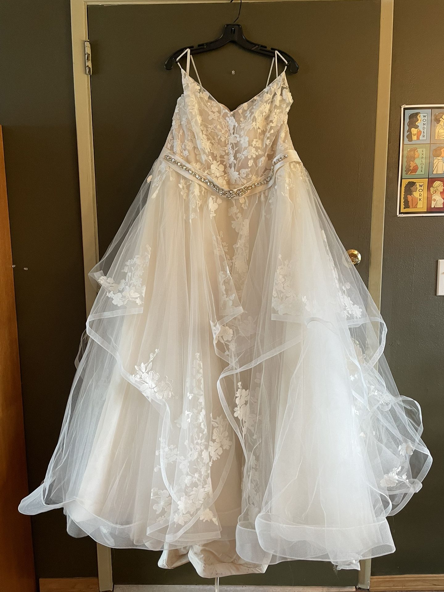 Casablanca Wedding Dress Style BL219 Sweet (Size 24)
