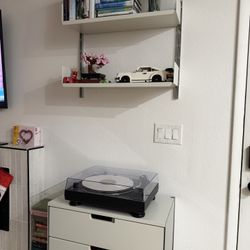 vitsoe modular shelf 