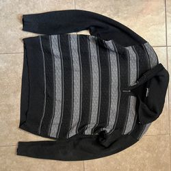 Knitted long sleeve