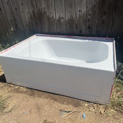 Bathroom Tub 