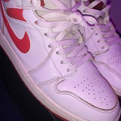 Jordans Mids 