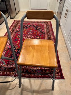2 bar chair