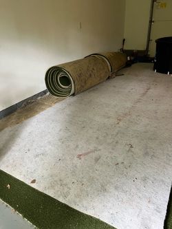 788 SQ FT OF ATHLETIC SPORTS TURF — 5 ROLLS
