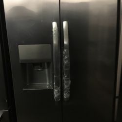 Frigidaire Side By Side Refrigerator (Semi New)