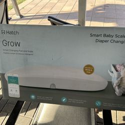 Hatch Grow Baby Changing Pad & Scale, White