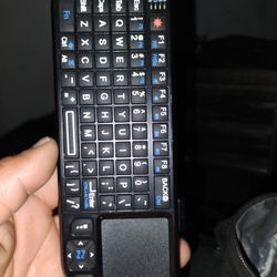 Rii K06 Mini Wireless Keyboard with Touchpad Mouse Combo for PC/Mac/Android, Black (Bluetooth Version)
