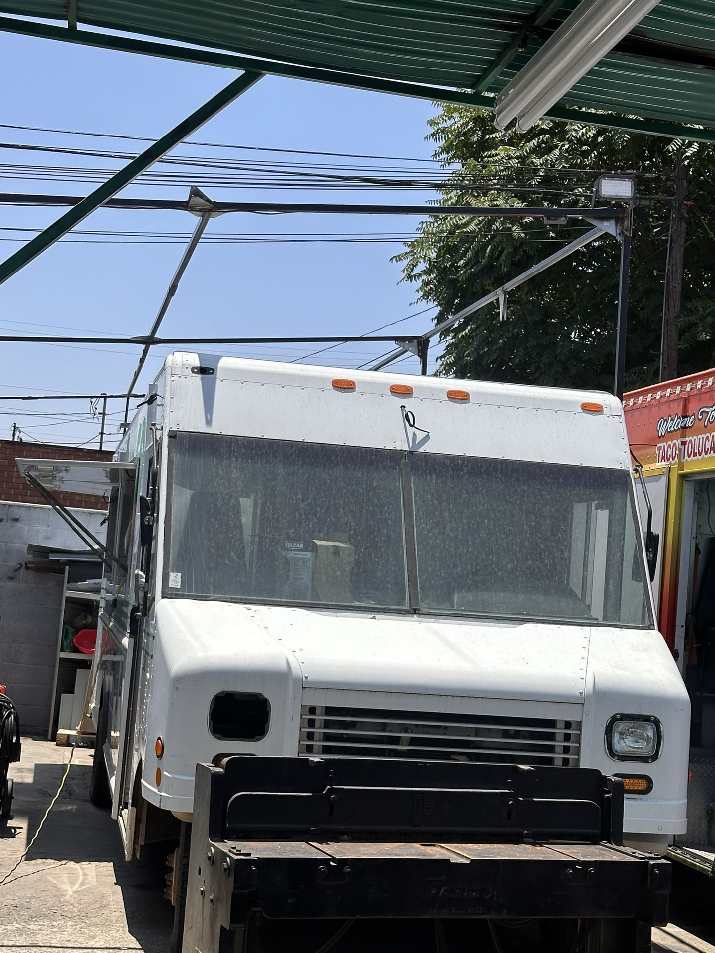 2011 Ford E-450