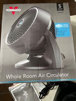 VORNADO 633 Mid-Size 9 in. Whole Room Air Circulator Fan