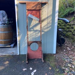 Halloween  Guillotine Prop