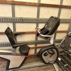 STAR TRAC RECUMBENT BIKE! READY FOR DELIVERY NOW!!