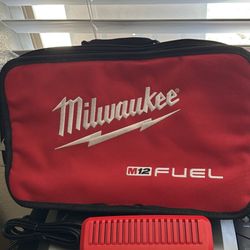New Milwaukee M12 Charger With Milwaukee Tool Bag