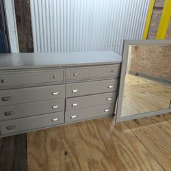 Gray Modern Clothing Organizer 