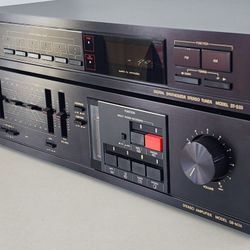 Vintage Stereo Receiver With Phono For Turntable 