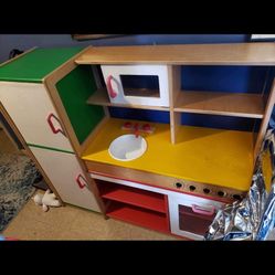 Pretend & Play Combo Kitchen $650 Obo No Lowballing !!!