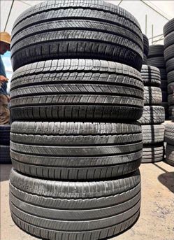 235/45/18 Michelin vendo un set de llantas usadas excelente condiciones de vida las 4 ✅🤩I am selling a set of used tires, all 4 in excellent living c