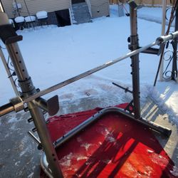 GOLD'S GYM OLYMPIC SQUAT RACK WITH 7' OLYMPIC BAR 45LBs WITH CLIPS 
11525 S HALSTED DUNKIN DONUTS/7111.S WESTERN WALGREENS 
120$  CASH ONLY AS IS 