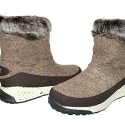 New CHACO Borealis Mink Wool Insulated Waterproof Pull-On Boots 6.5 US