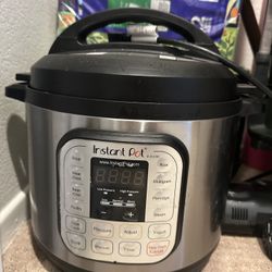 8 QT Instant Pot DUO 80