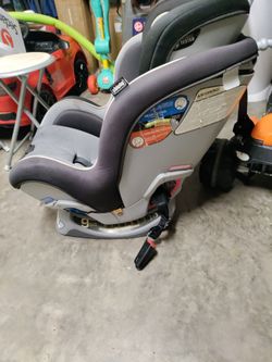 Chicco reclinable car set
