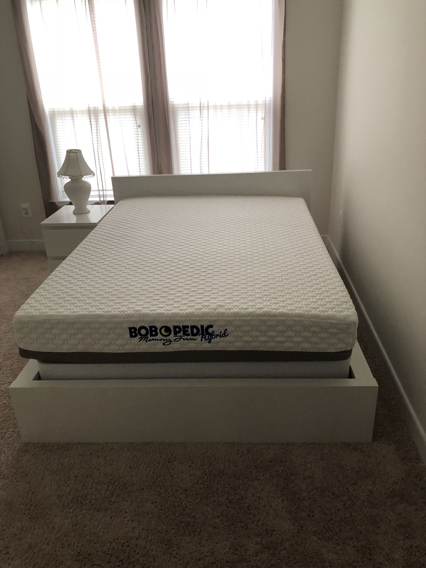 Bob-o-Pedic memory foam full size mattress and box spring