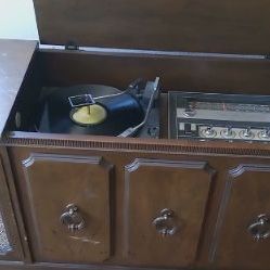 GE Solid State Console Phonograph Radio 