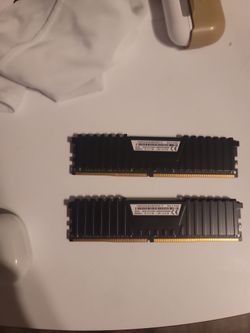 Corsair Vengeance LPX 32GB DDR4 3000MHz