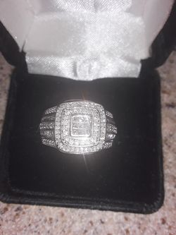 Multi Diamond ring,