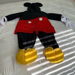 Mickey Mouse Costume Size2T/hablo Español