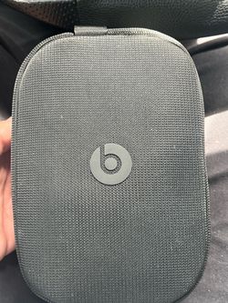 Beats Studio Pro