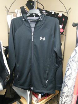 New men sz large underarmour sz large