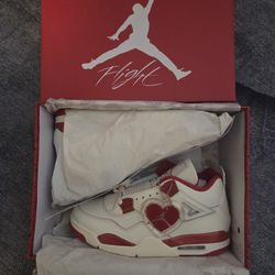 Jordan 4 Retro
Valentine's Day Sierra Red 12W/10.5M 