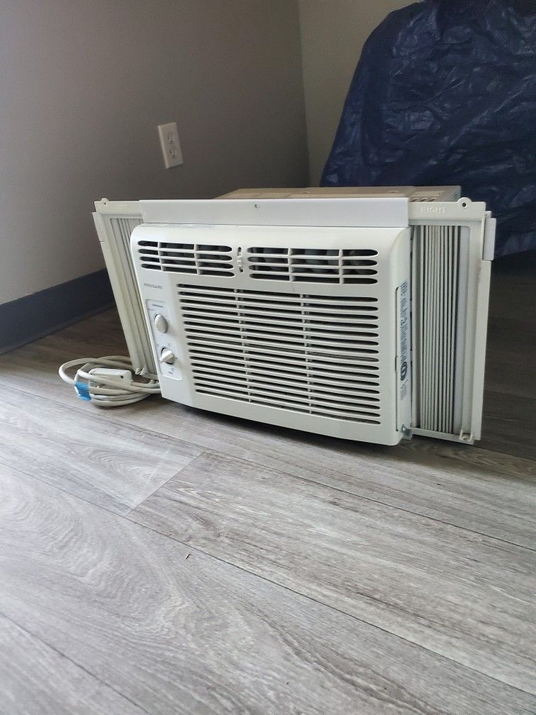 Air Conditioner