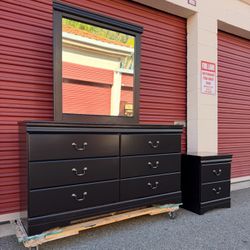 Beautiful Black Set Decorative