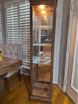 Lighted glass curio cabinet - Solid wood display cu