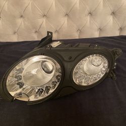 2017 Bentley headlight