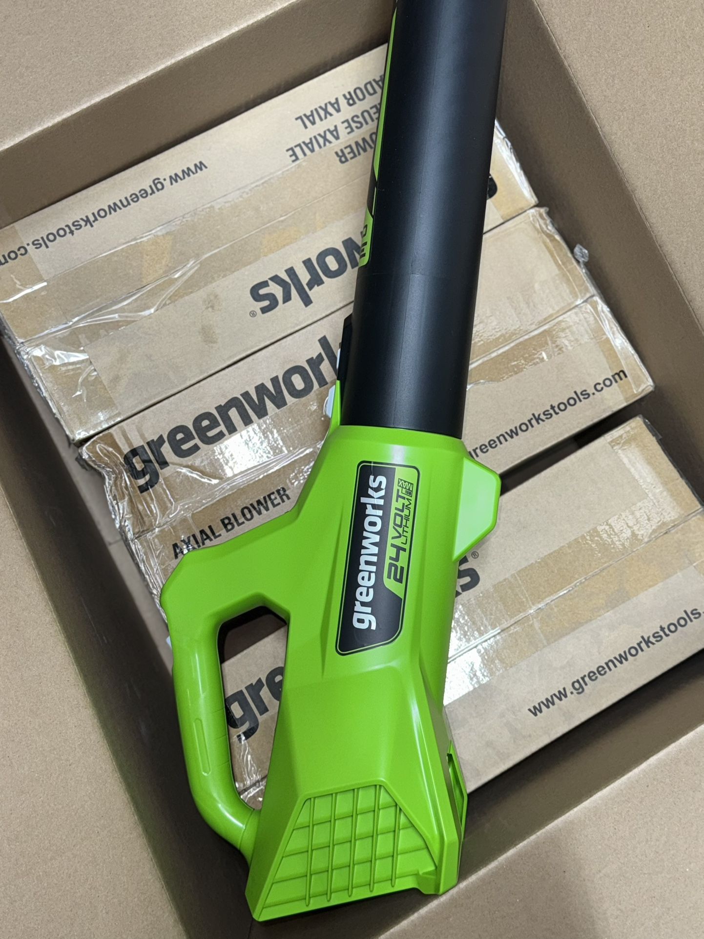 Greenworks Cordless Axial Leaf Blower - Tool Only