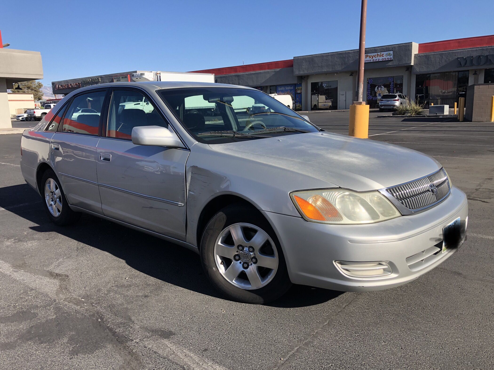 2001 Toyota Avalon for Sale in Las Vegas, NV - OfferUp