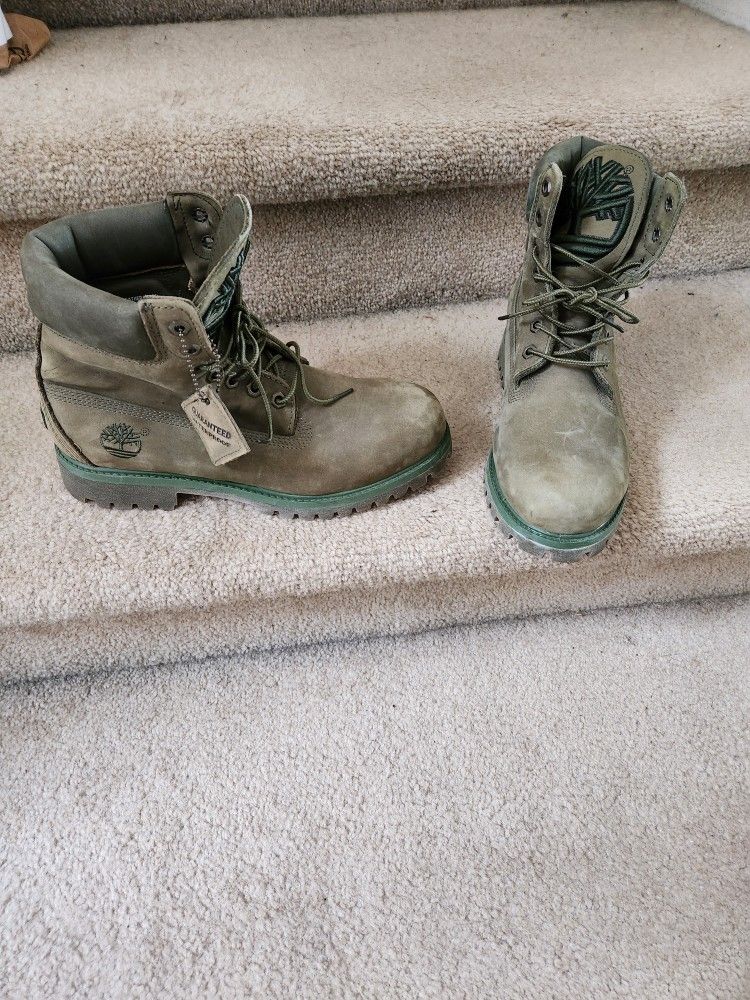 Timberland Boots Suede Leather Green Women's Size 71/2