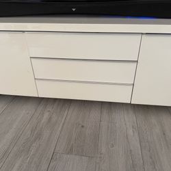 Ikea Tv Stand