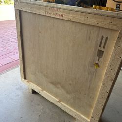 Art Shipping Crate