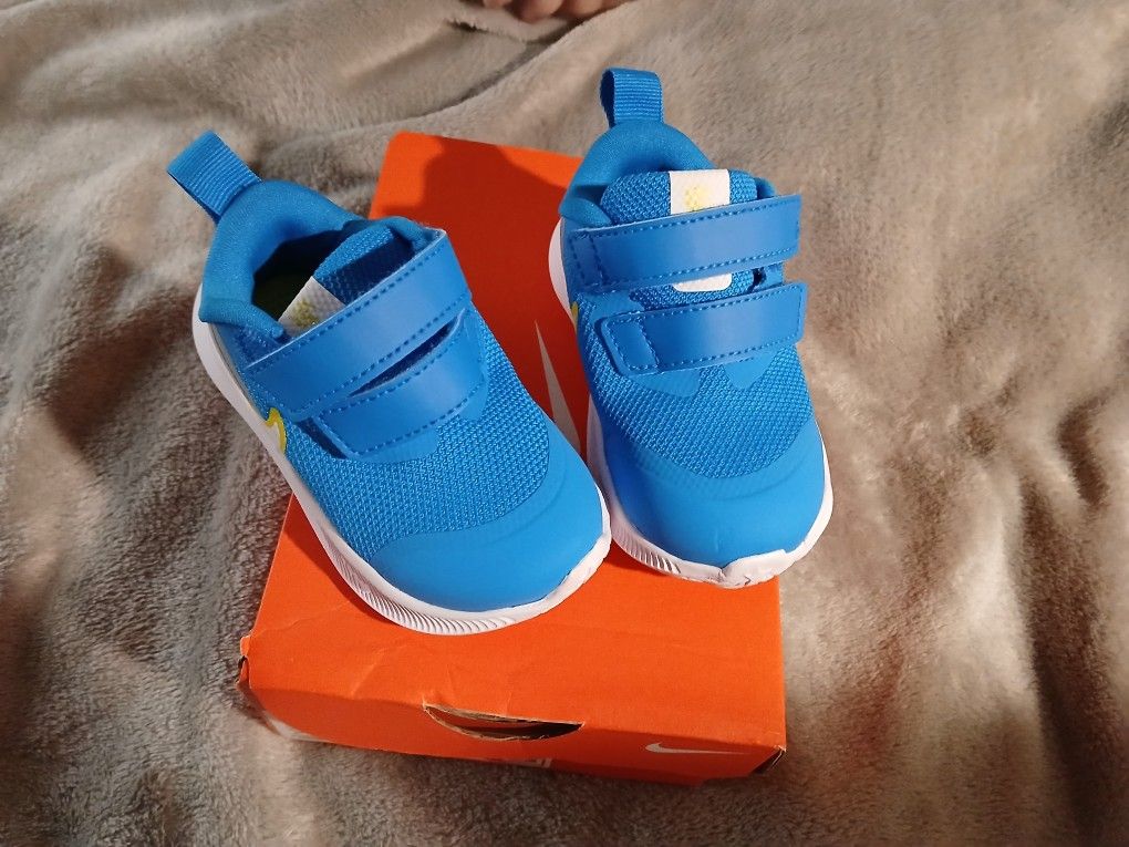 Nike Shoes 