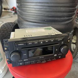 Jeep Commander OEM Radio 