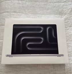 14-inch MacBook Pro in Silver with M5 Pro chip 2TB/24GB Ram (Sealed - Brand New)