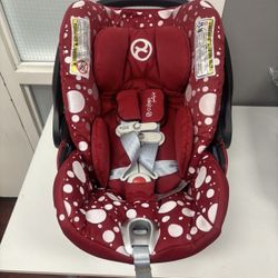 LIKE-NEW Cybex Cloud Q Infant Car Seat With Base