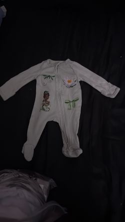 New born in size baby clothes