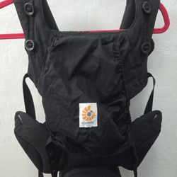 Ergobaby 360 Baby Carrier w/infant insert